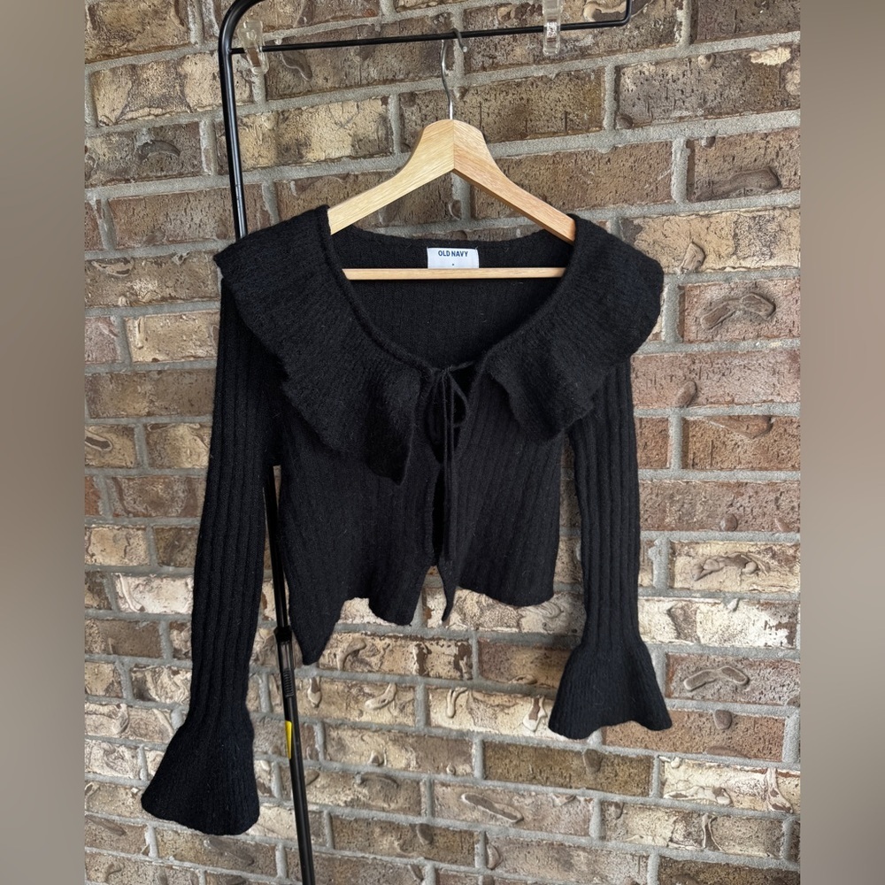 Old Navy Wool-Blend Ruffle Tie-Front Cropped Cardigan Size M - Picture 4 of 13